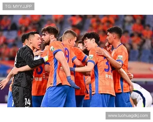 山东泰山主场鏖战北京国安巅峰对决激情上演谁能笑到最后