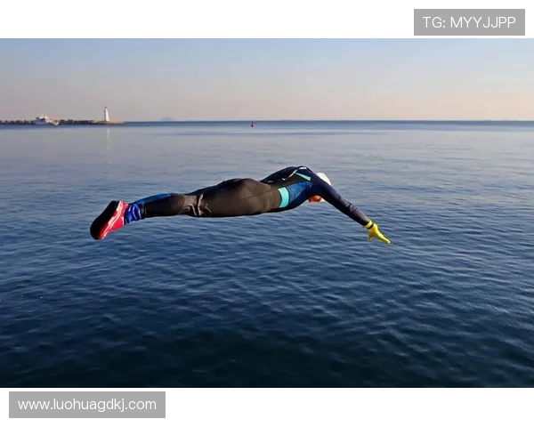 优雅飞翔，水下华舞：跳水运动的魅力