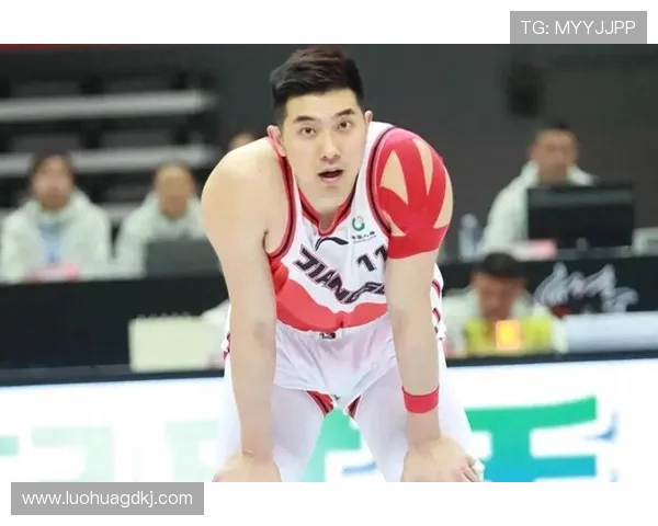 吴冠希：从篮球新星到职业生涯的蜕变与成长之路